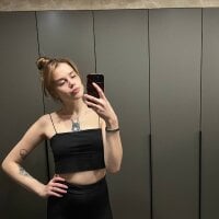 JulienneHauptman webcam model