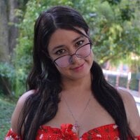 Shalyn_Lux