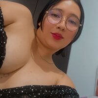 zoe_7770 webcam model