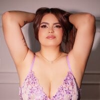 AlinnaJohnson model avatar