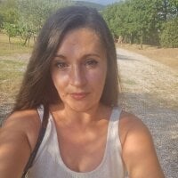 Madeline_22Live Webcam
