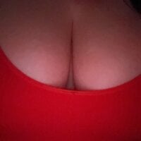 squirtingwithpapi's Offline Chat Room