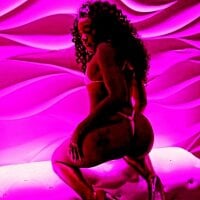 _Mystiquee_ webcam model