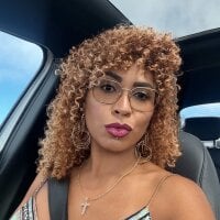 bobbiebbb model avatar