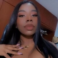 AnniMariee's Offline Chat Room