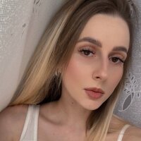 Katyacox fully nude on webcam for live porn video chat