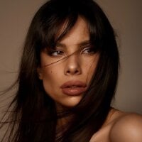 CallmeSnowWhite Adlı Modelin Çevrimdışı Sohbet Odası