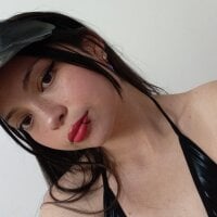 lil_sakura's Profile Pic