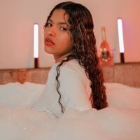 aura_king10 offline chatrum