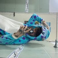 SamuelTwink