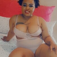 SmokinButterButt Adlı Modelin Çevrimdışı Sohbet Odası