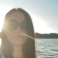 Alexa_harvetsx1's Offline Chat Room