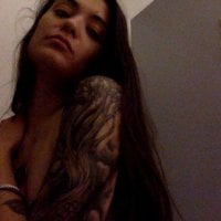 entoxicateelle webcam