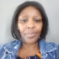 HoneyGlow29 webcam model