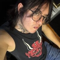 VelvetKai_nom webcam model