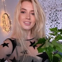 super_peach_stream2 webcam