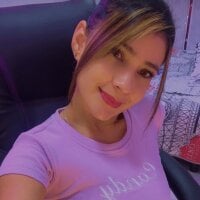 Skarlett_Doll webcam model
