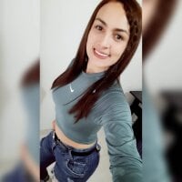 BrendasCam's Offline Chat Room