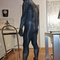 Lycra_Edging's Offline Chat Room