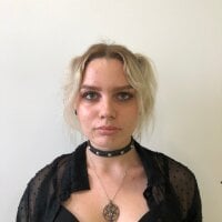 JessBrewerr's Offline Chat Room