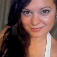 CharmyElla Adlı Modelin Çevrimdışı Sohbet Odası