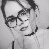 PagesSusie's Offline Chat Room