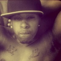 BlackCock1993's Offline Chat Room