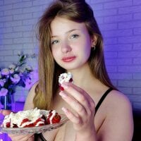 EllaFolverrrのウェブカメラショー