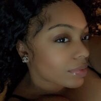 thatkinkycreole's Offline Chat Room