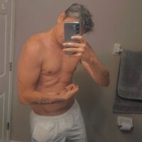 nikeeheaton webcam
