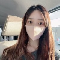 yui_na_yui_na_'s Profile Pic