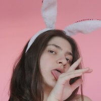 Nelly_Bell's Offline Chat Room