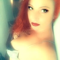 Chayxxx@xh's Offline Chat Room