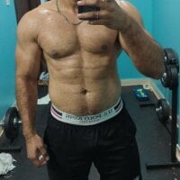 HotBeardoMan webcam