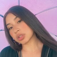 martina1_r webcam model