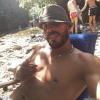 DominicanHotSex's Offline Chat Room