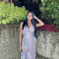 youryummybaby webcam model