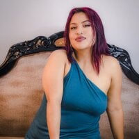 Tiffany_Sweet23's Offline Chat Room