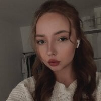 BlondieMode's Offline Chat Room