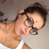 babybella333's Offline Chat Room