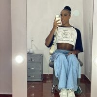 k_stormi_'s Profile Pic