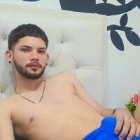 Pablo_and_vittoria's Offline Chat Room