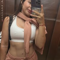 Eliz_520's Avatar Pic