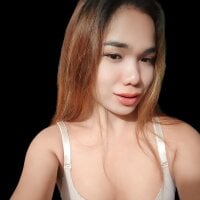 AALIYAHdv172000 webcam