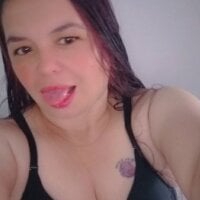 MilfNatassha's Offline Chat Room