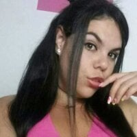 emily_fox9 Adlı Modelin Çevrimdışı Sohbet Odası