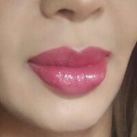 salome__milf's Avatar Pic