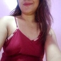 hot_suzzie34 webcam model