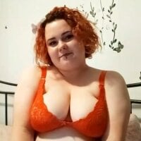Foxxxy-Miiia's Avatar Pic