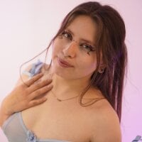 Ivonneee-